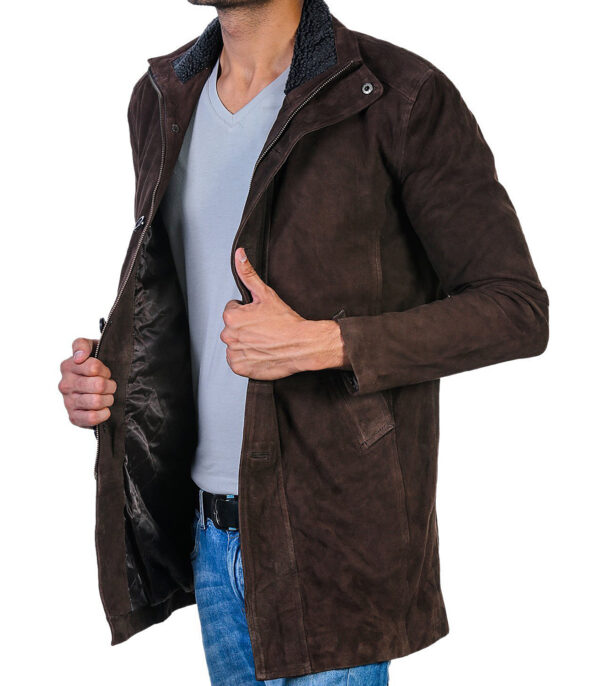 robert taylor sheriff walt longmire coat